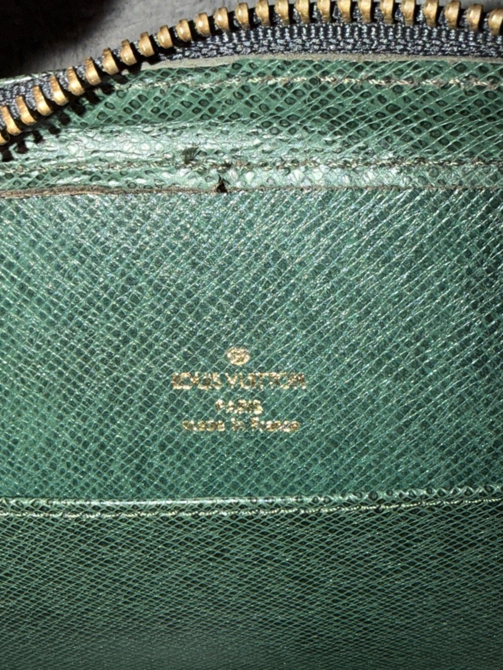 Louis Vuitton Forest Green Leather Wallet with Gold Logo - Picture 6 of 6